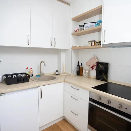Apartman Ed *